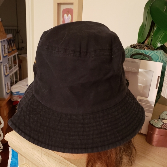 Men's Hat - Picture 5 of 8